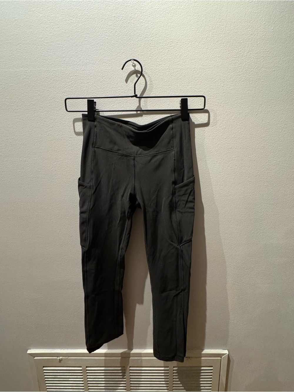 lululemon olive Speed Up cropped Leggings